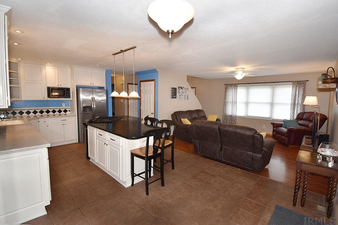 706 Spring Valley Drive Middlebury, IN 46540 - Photo 12 of 36 Gallery Image 12