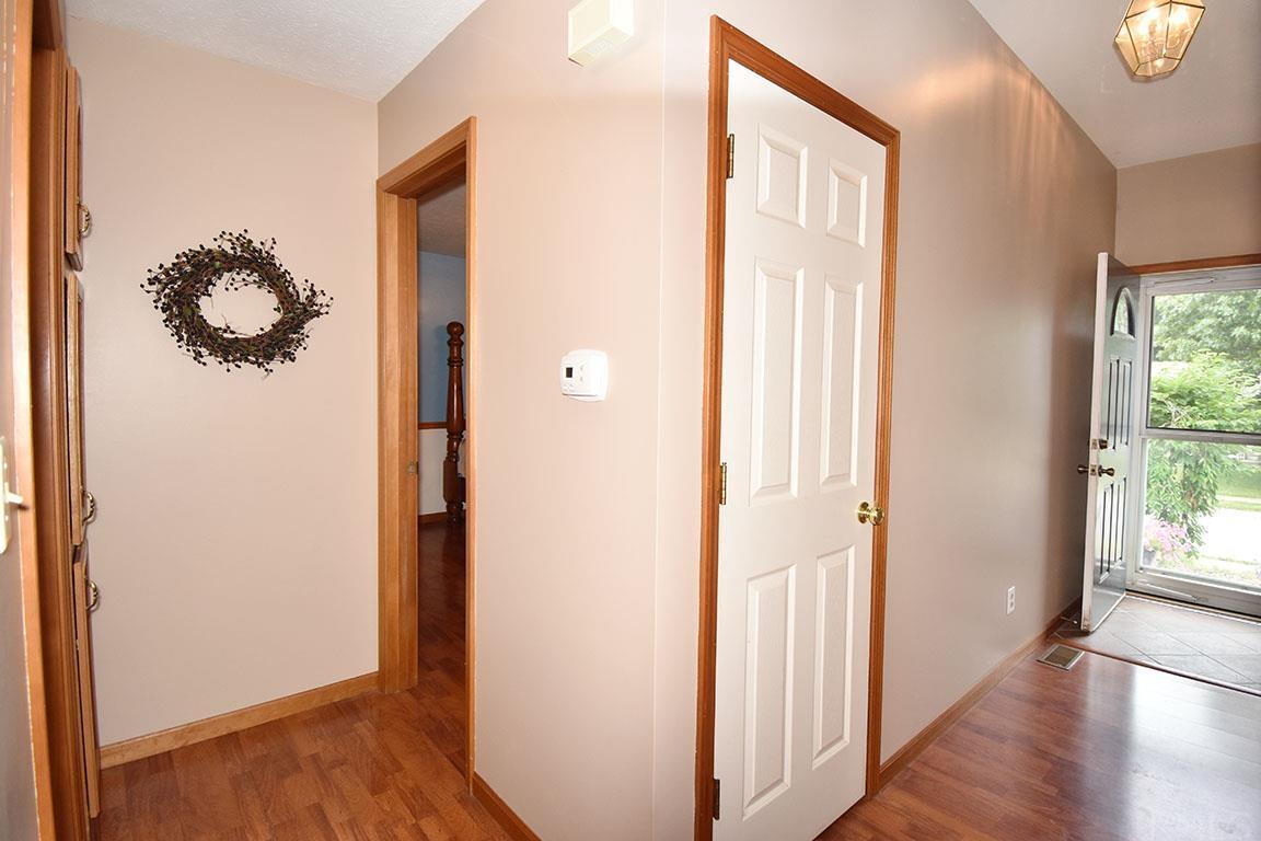 706 Spring Valley Drive Middlebury, IN 46540 - Photo 13 of 36 Gallery Image 13