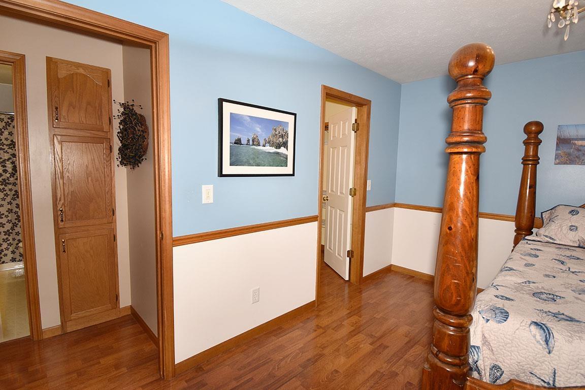 706 Spring Valley Drive Middlebury, IN 46540 - Photo 17 of 36 Gallery Image 17