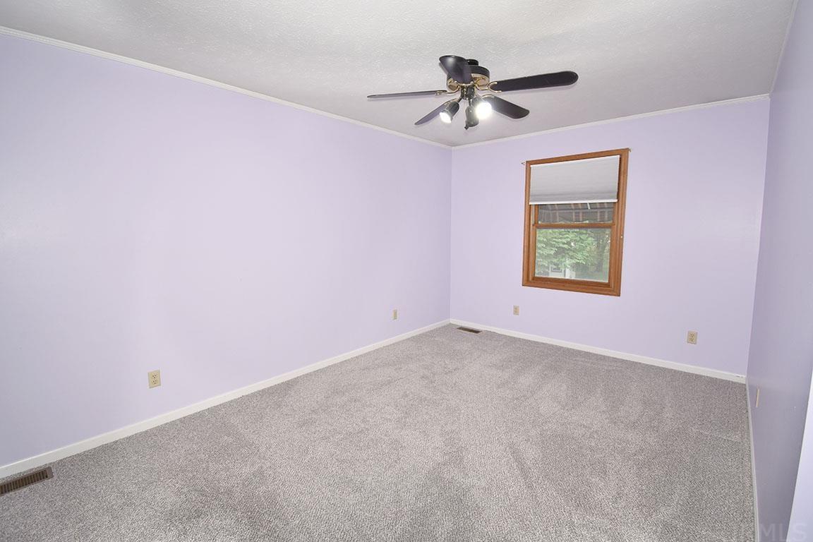706 Spring Valley Drive Middlebury, IN 46540 - Photo 23 of 36 Gallery Image 23