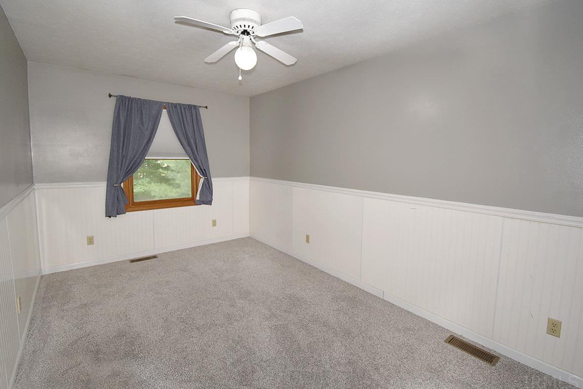 706 Spring Valley Drive Middlebury, IN 46540 - Photo 25 of 36 Gallery Image 25