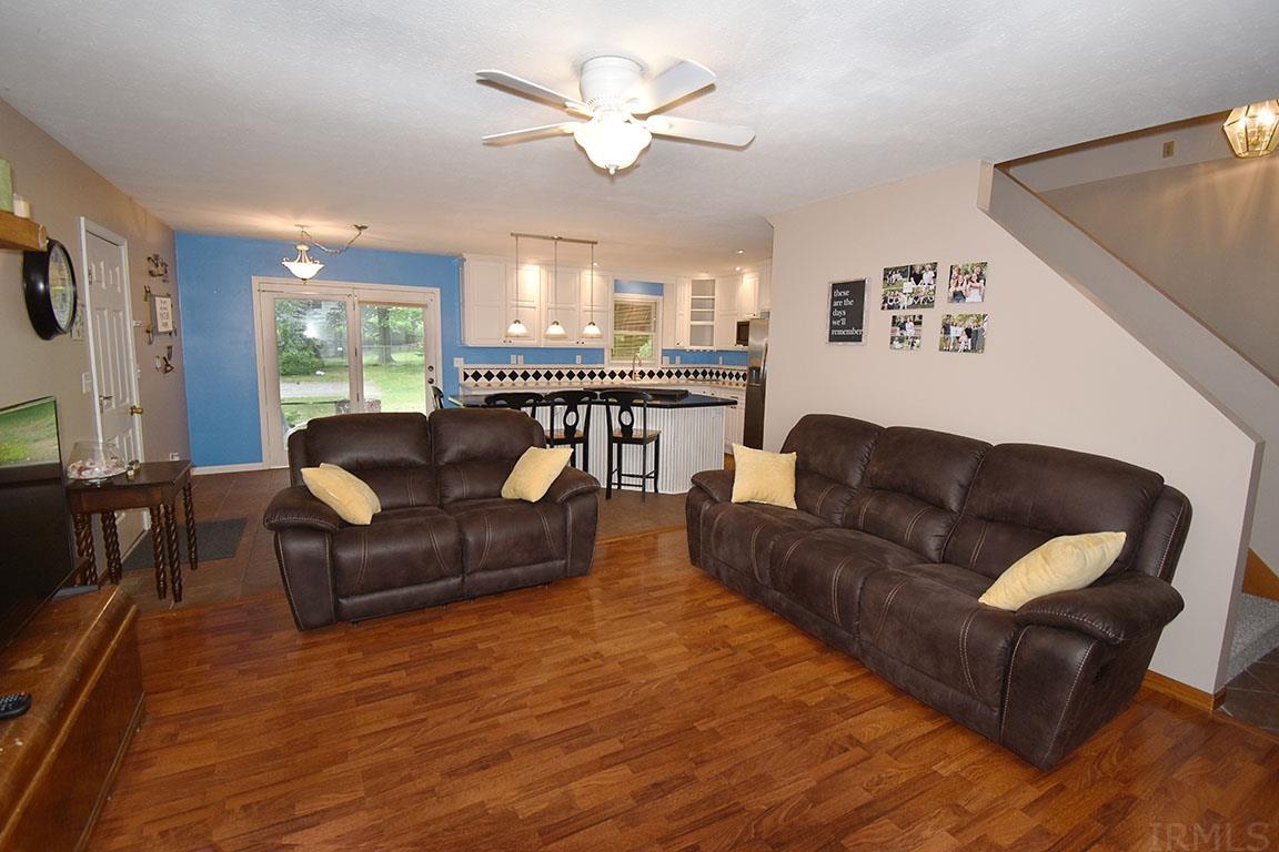 706 Spring Valley Drive Middlebury, IN 46540 - Photo 6 of 36 Gallery Image 6