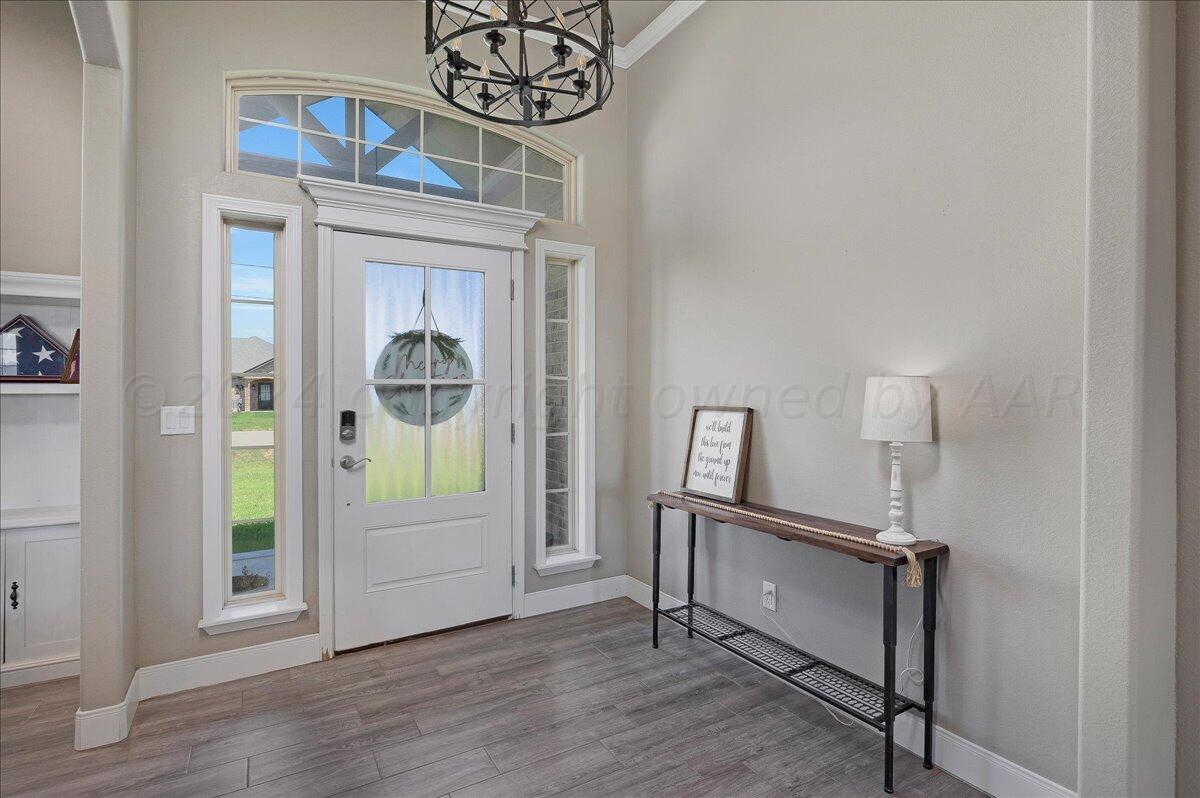 10075 Ten Pt Road Canyon, TX 79015 - Photo 4 of 28 06-Foyer