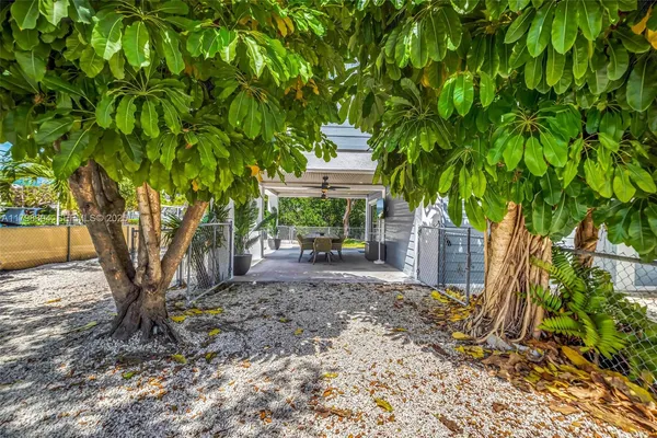 $11,500 | 129 Nautilus Drive, Islamorada, FL 33036