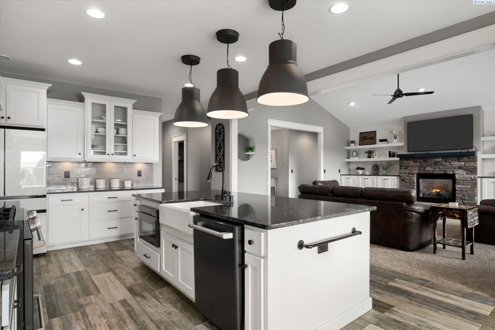 84905 Wallowa Road Kennewick, WA 99338 - Photo 11 of 50 Gallery Image 11