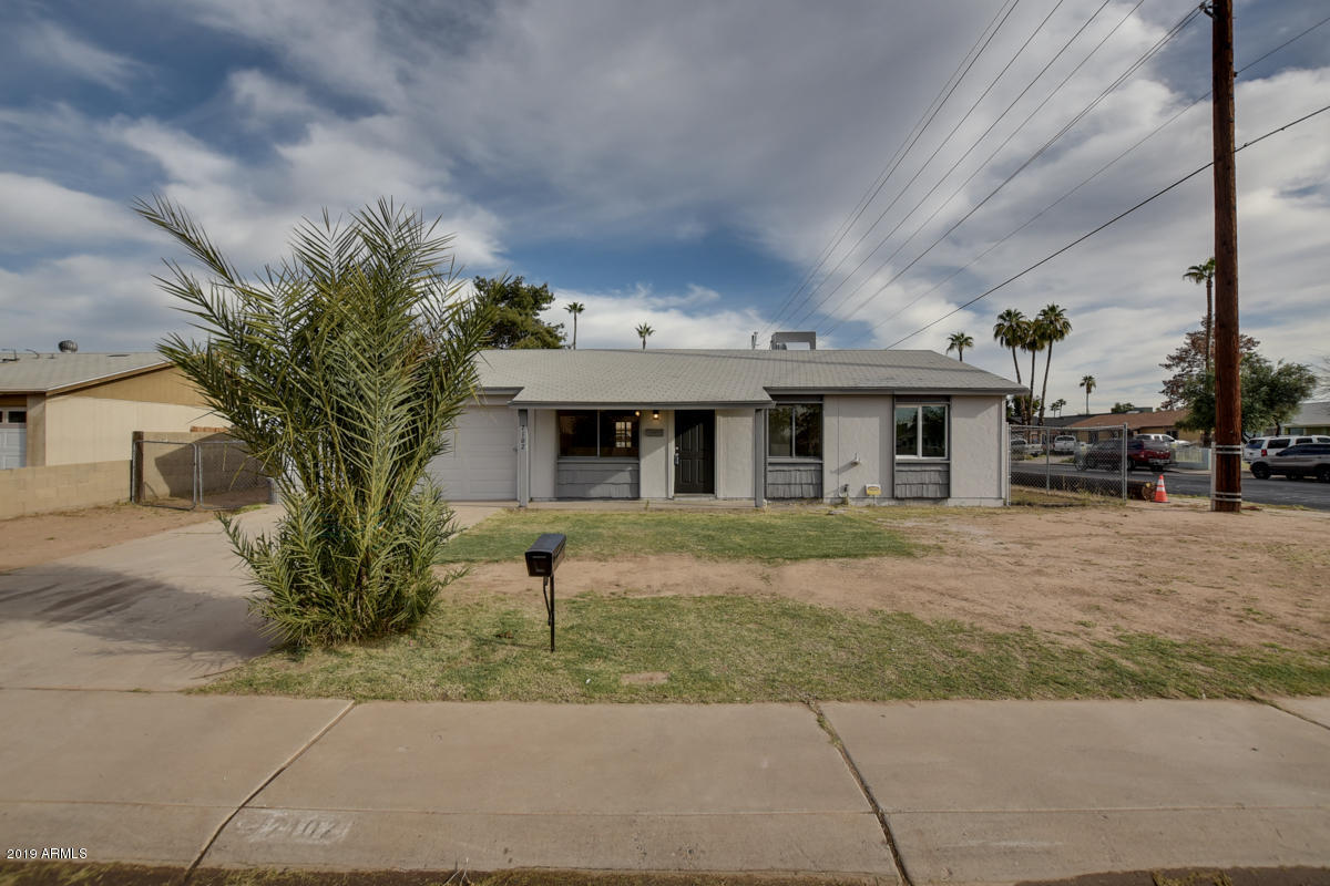 7102 West Granada Road Phoenix, AZ 85035 - Photo 2 of 32 7102-West-Granada-Road-11