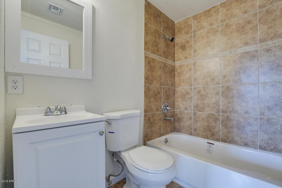 7102 West Granada Road Phoenix, AZ 85035 - Photo 21 of 32 7102-West-Granada-Road-30