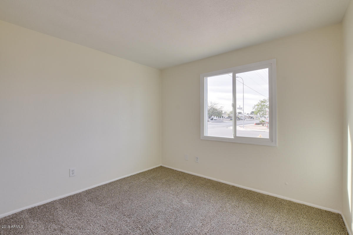 7102 West Granada Road Phoenix, AZ 85035 - Photo 22 of 32 7102-West-Granada-Road-31