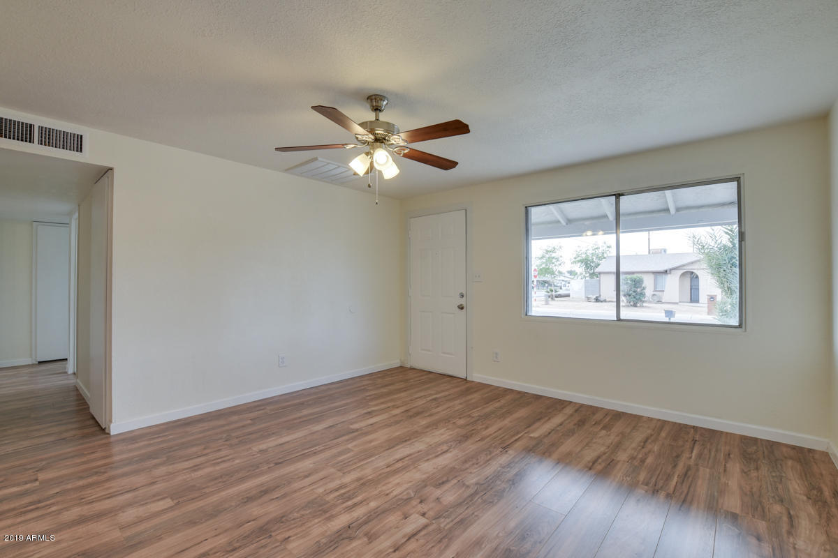7102 West Granada Road Phoenix, AZ 85035 - Photo 5 of 32 7102-West-Granada-Road-14