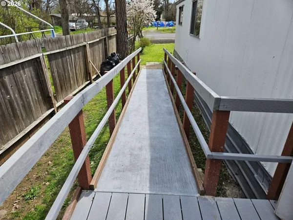 $85,000 | 380 West Gregory Road, Unit 1, Central Point, OR 97502