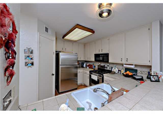 866 Buttercup Road Carlsbad, CA 92011 - Photo 11 of 25
