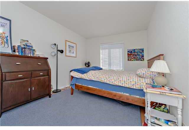 866 Buttercup Road Carlsbad, CA 92011 - Photo 20 of 25