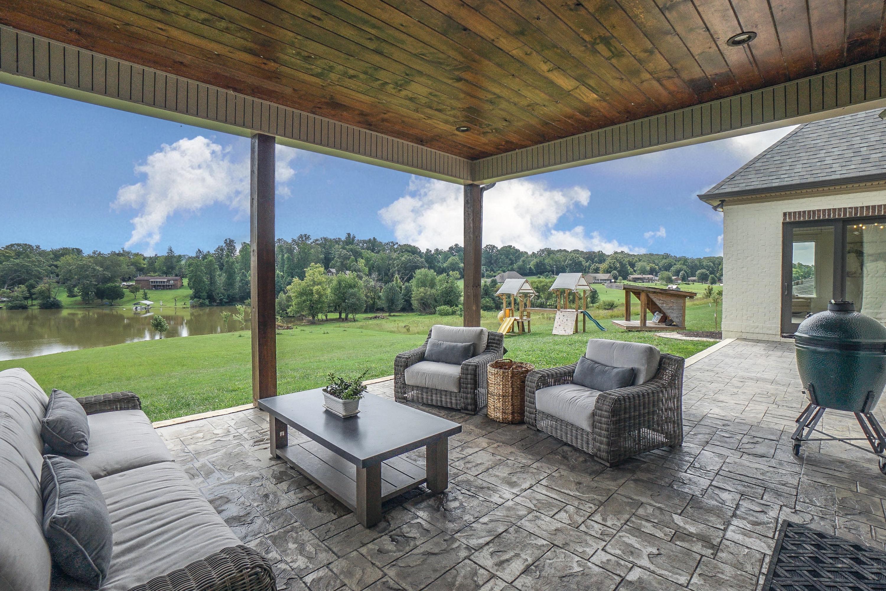 3062 Devault Road Louisville, TN 37777 - Photo 21 of 40 Covered concrete patio