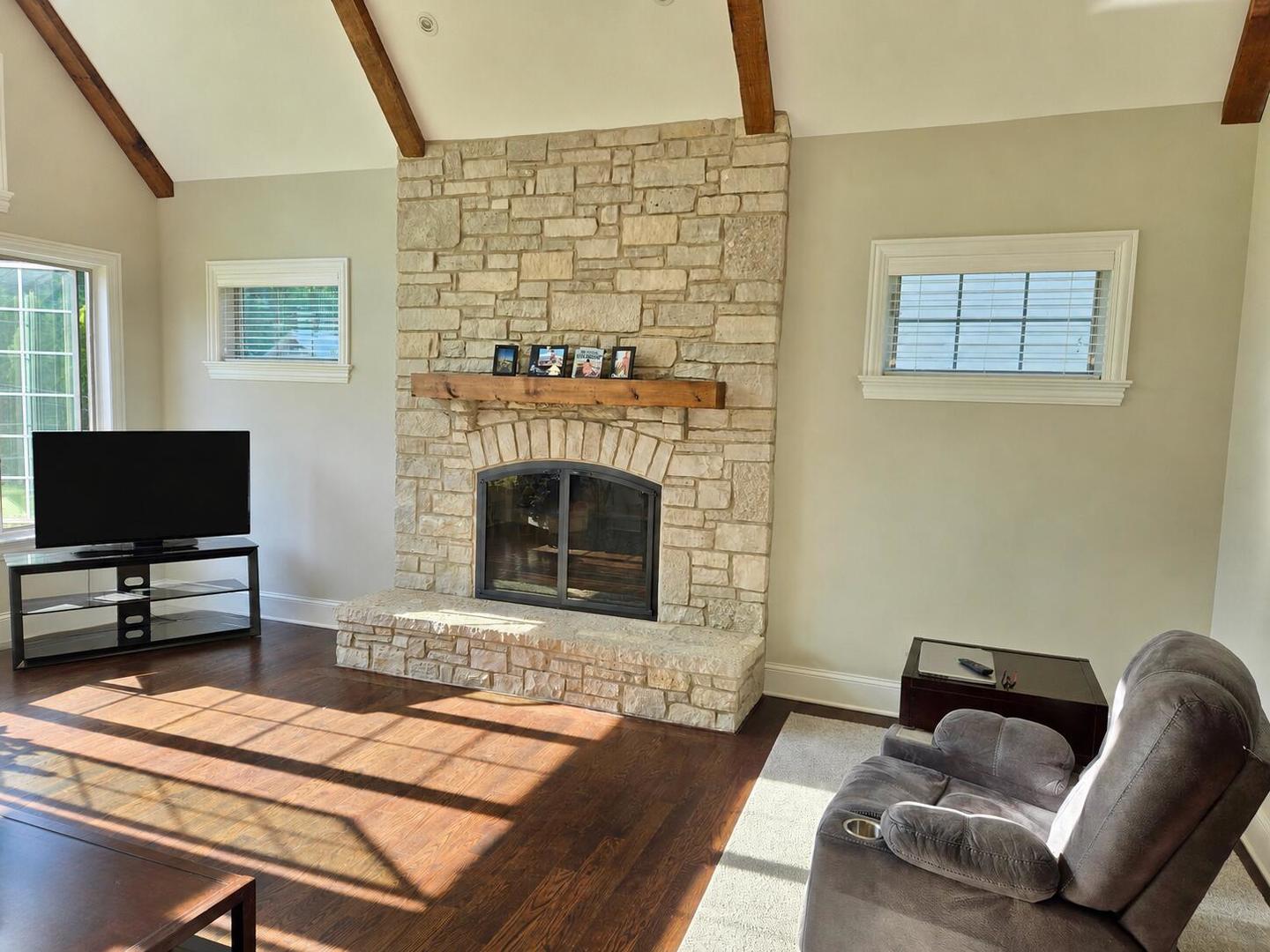 6701 Sunset Avenue Countryside, IL 60525 - Photo 14 of 30