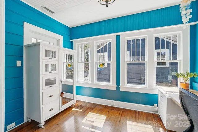 $745,000 | 31 Oakwood Street, Asheville, NC 28806