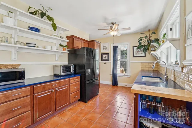 $745,000 | 31 Oakwood Street, Asheville, NC 28806