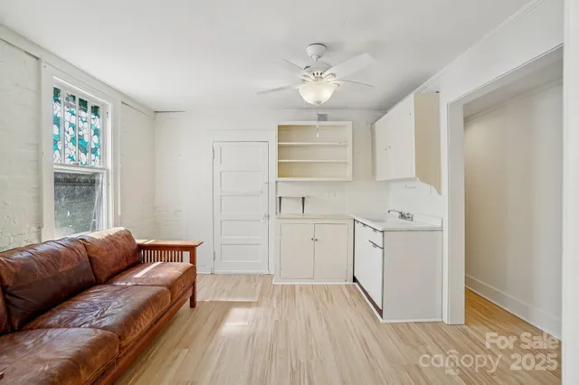 $745,000 | 31 Oakwood Street, Asheville, NC 28806