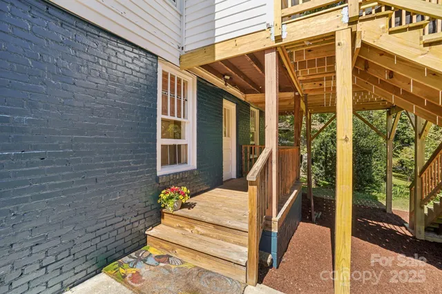 $745,000 | 31 Oakwood Street, Asheville, NC 28806