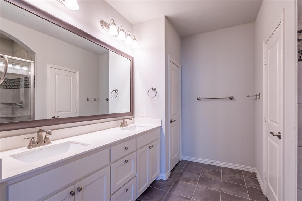 4658 H Rhett Lane Carrollton, TX 75010 - Photo 20 of 40