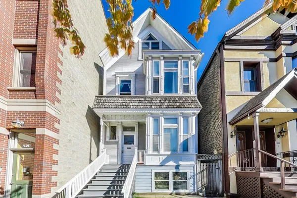 $1,500 | 2917 North Southport Avenue, Unit 3F, Chicago, IL 60657