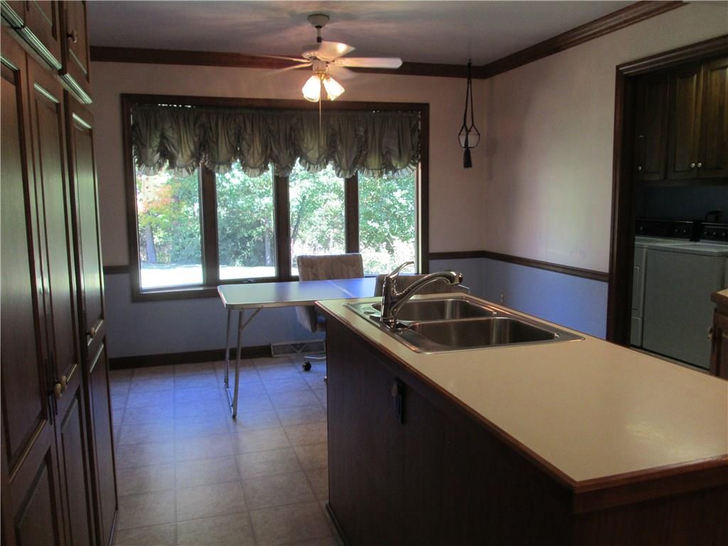 2340 Rochester Road Franklin Park, PA 15237 - Photo 8 of 24 Eat-In Kitchen - bay window