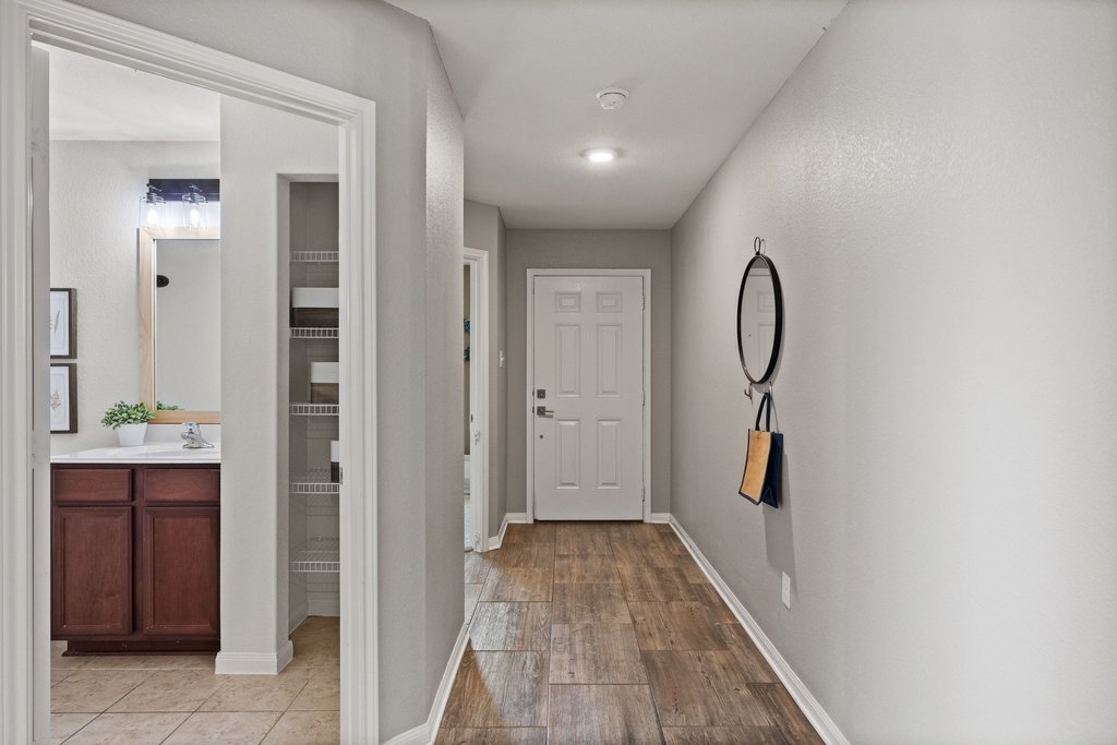 217 Farmer Lane Jarrell, TX 76537 - Photo 18 of 29 Welcoming entry hall.