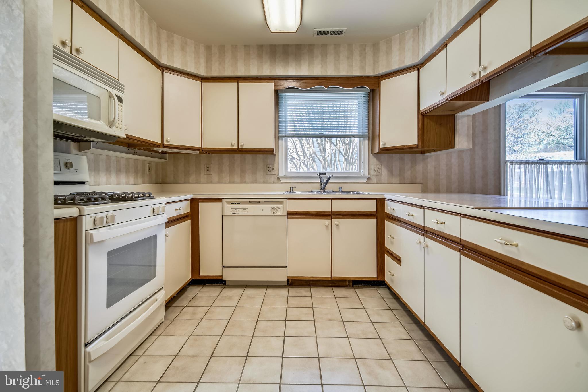 859 Rudder Way Annapolis, MD 21401 - Photo 14 of 46 Gallery Image 14