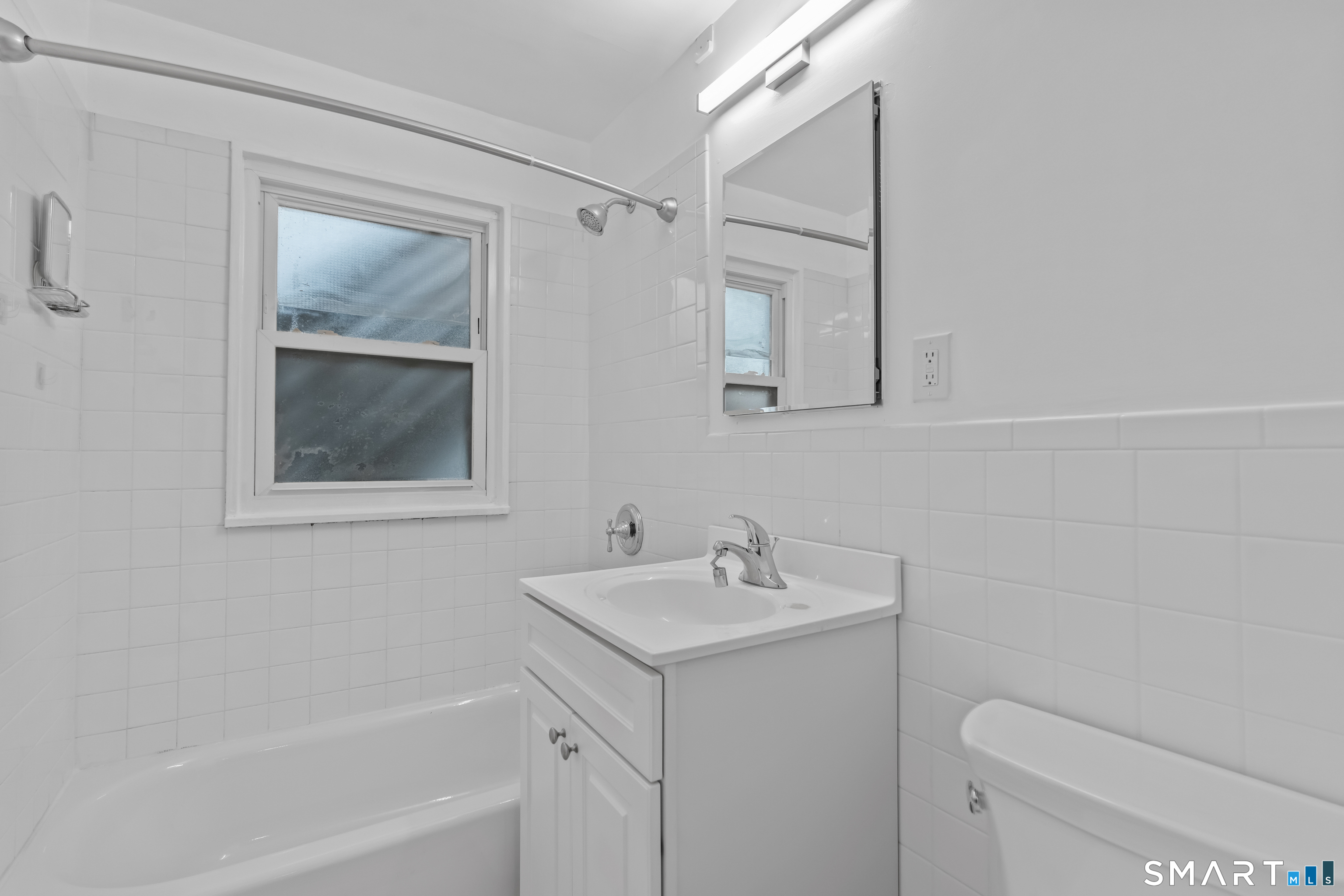110 Blachley Road, Unit A Stamford, CT 06902 - Photo 10 of 26 Photos are of a mirror image of the unit. Finishes may vary.