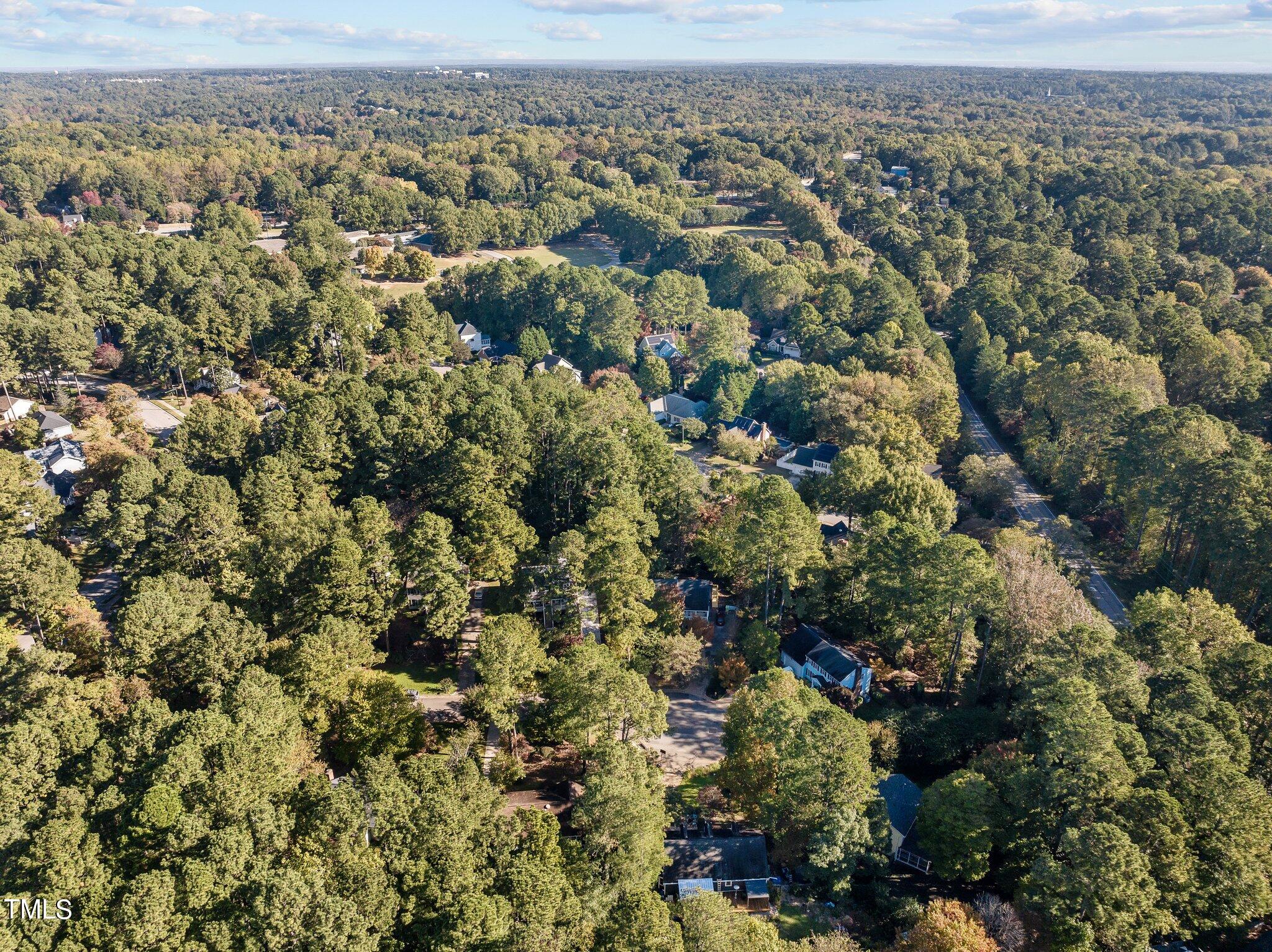 5809 Heatherbrook Circle Raleigh, NC 27612 - Photo 10 of 42 Close to North Hills and Crabtree Mall