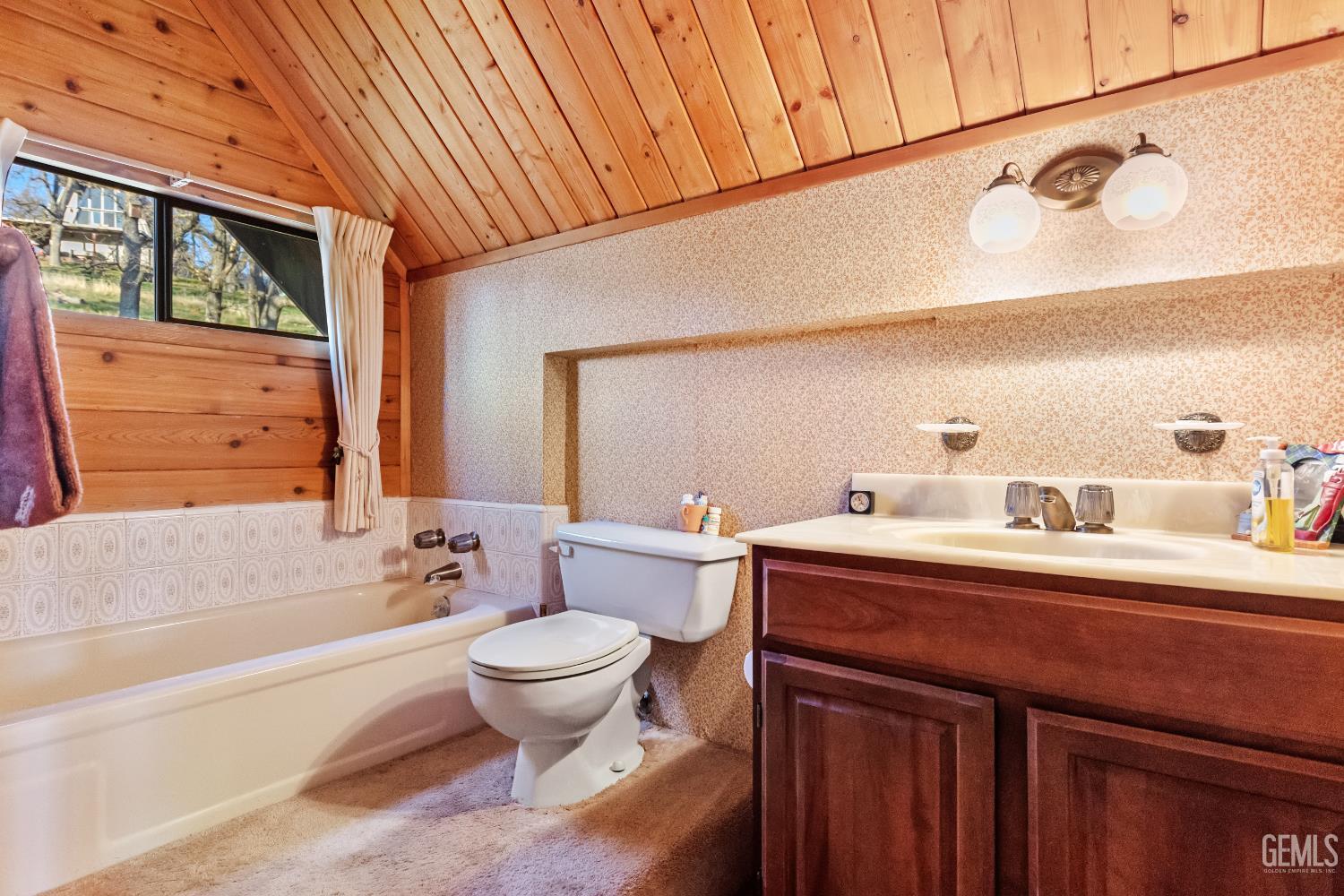 Undisclosed Address Tehachapi, CA 93561 - Photo 23 of 41