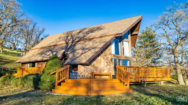 $385,000 | Undisclosed Address, Tehachapi, CA 93561