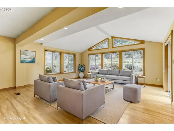$699,000 | 21120 Southeast Lansing Lane, Damascus, OR 97089