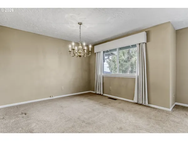 $699,000 | 21120 Southeast Lansing Lane, Damascus, OR 97089