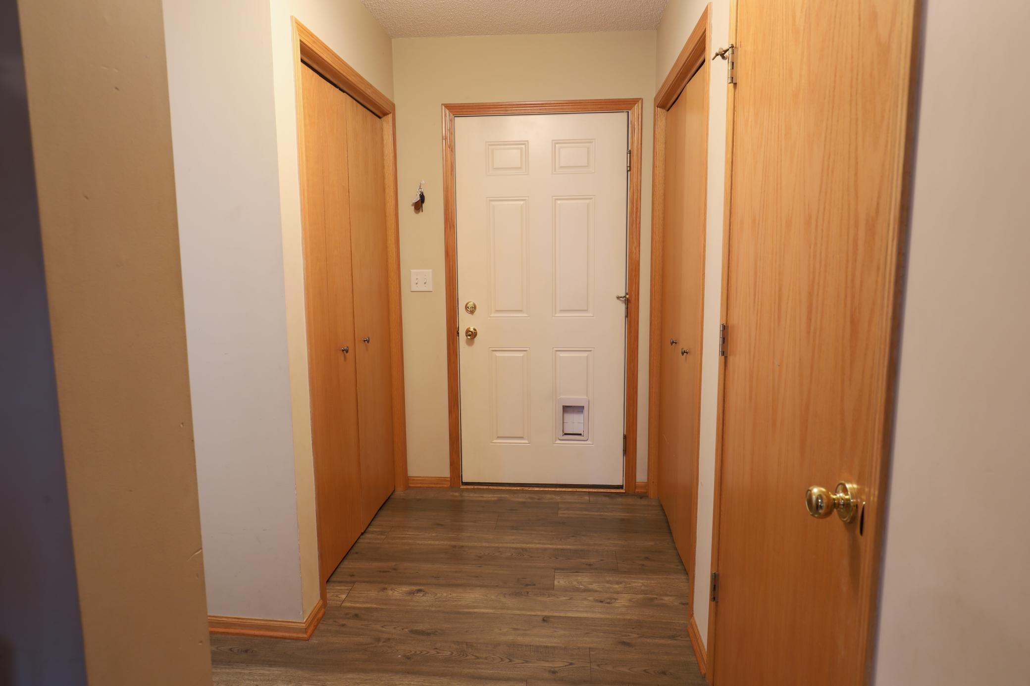 622 Pointe Court Southwest Rochester, MN 55902 - Photo 3 of 16 Gallery Image 3