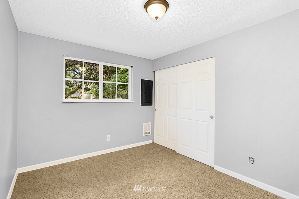 22131 17th Place West Bothell, WA 98021 - Photo 9 of 15
