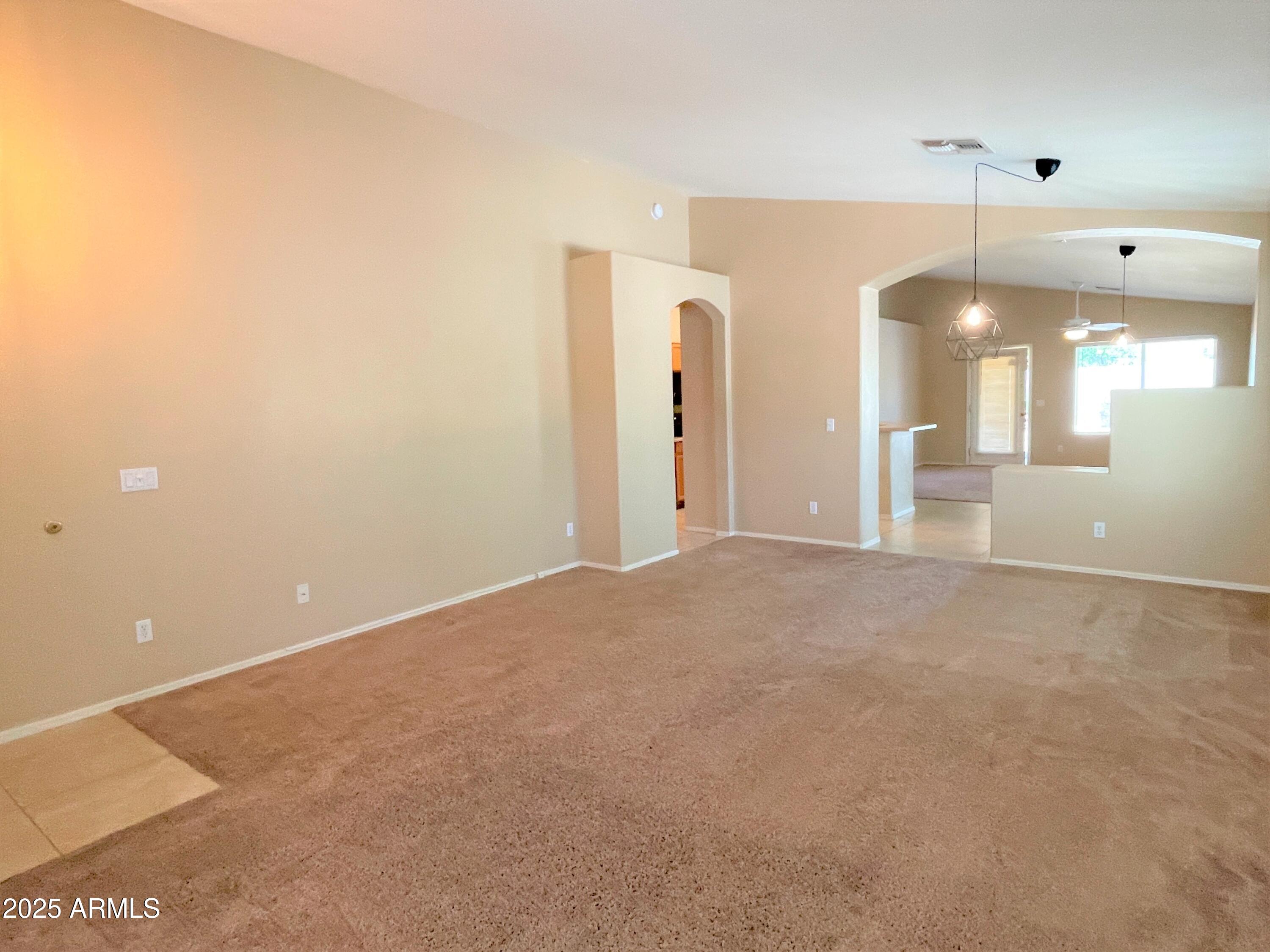 8162 West Pontiac Drive Peoria, AZ 85382 - Photo 6 of 30 IMG_6978