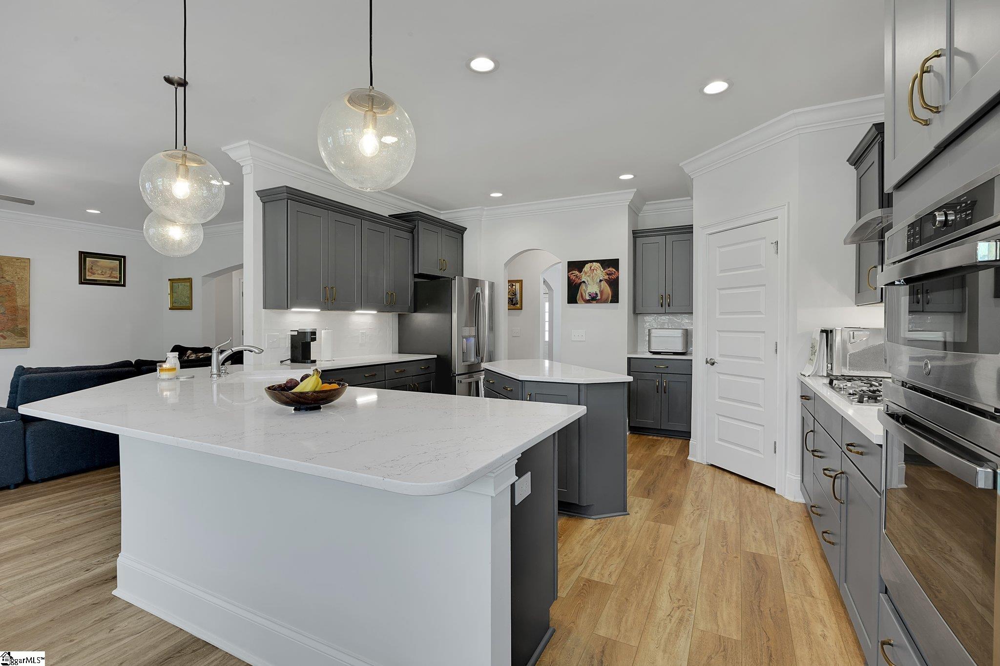 201 Tyrian Drive Greenville, SC 29607 - Photo 14 of 50