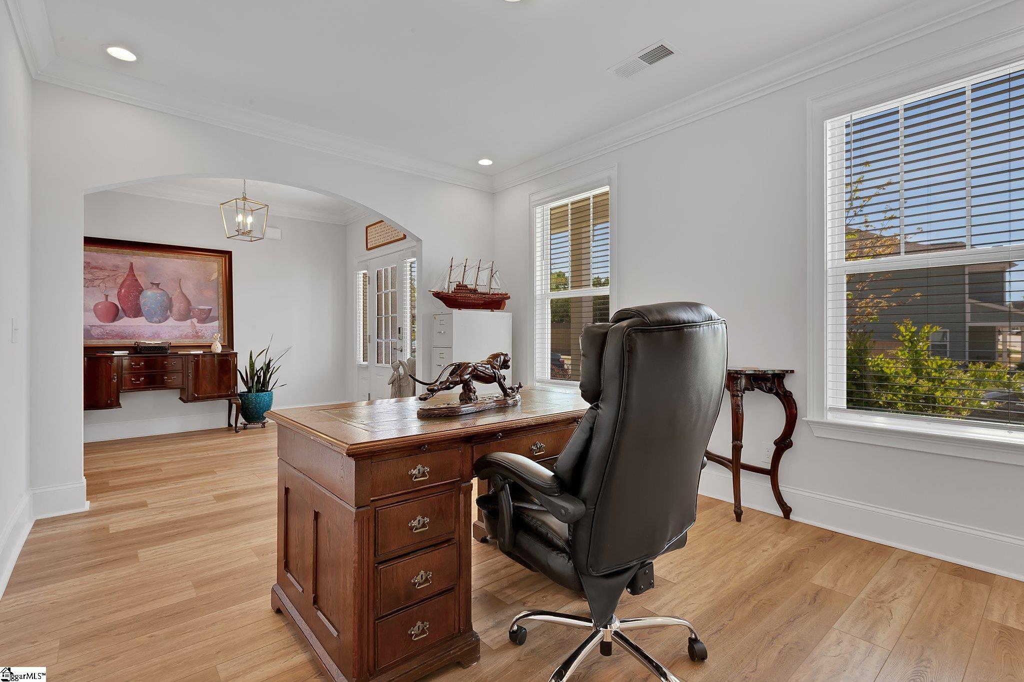 201 Tyrian Drive Greenville, SC 29607 - Photo 7 of 50