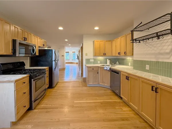 $2,500 | 148 Berkshire Street, Unit 1484, Cambridge, MA 02141