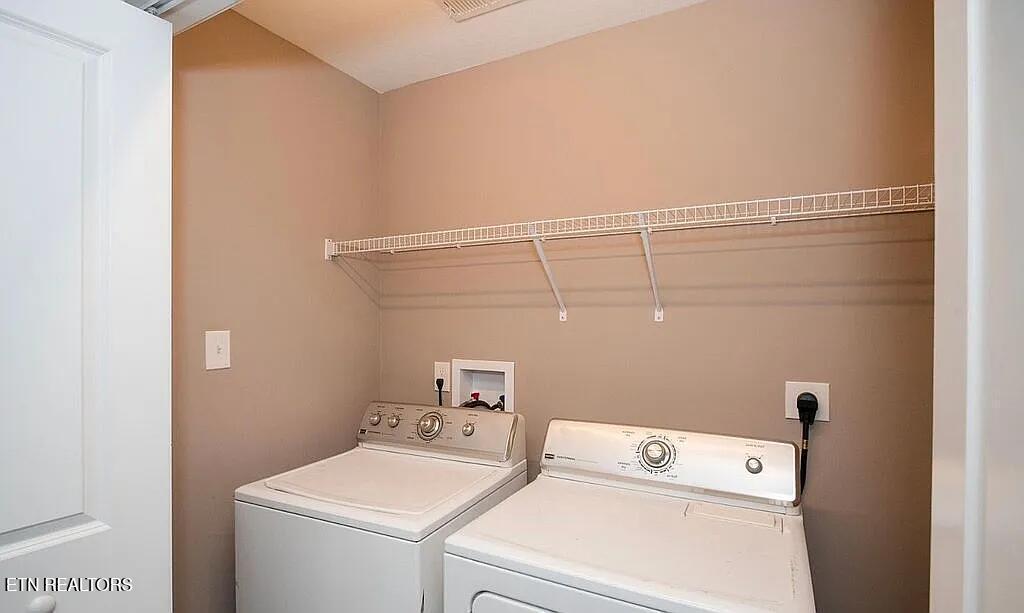 2312 Denham Way Powell, TN 37849 - Photo 13 of 20 14