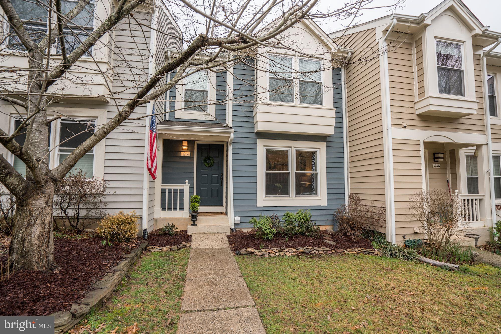 1614 Oak Spring Way Reston, VA 20190 - Photo 3 of 85 Wait Until These Pretty Plants & Tree are in Bloom