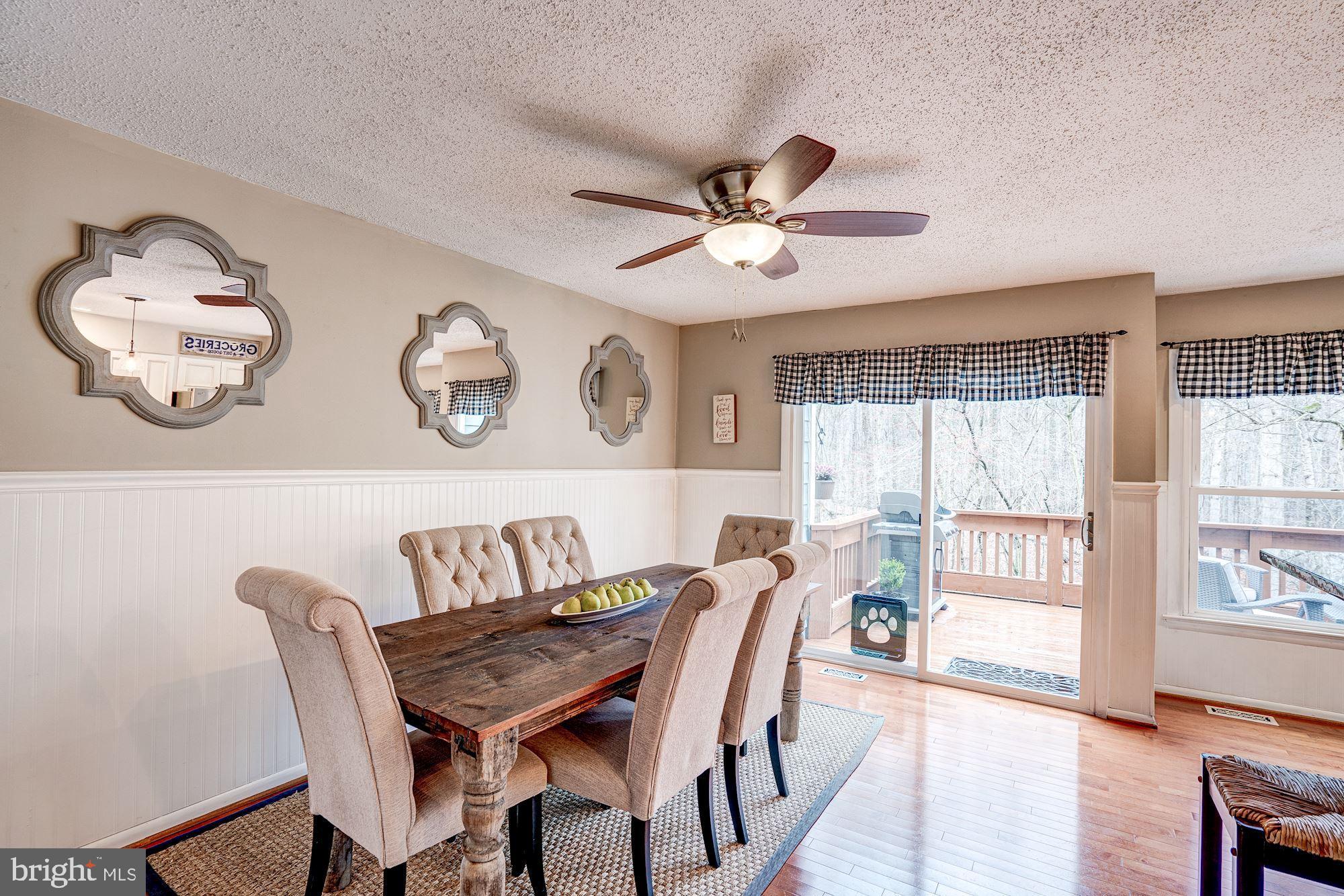 1614 Oak Spring Way Reston, VA 20190 - Photo 27 of 85 Kitchen Eat-In Dining Area Seats 8, 10, 12, EASILY