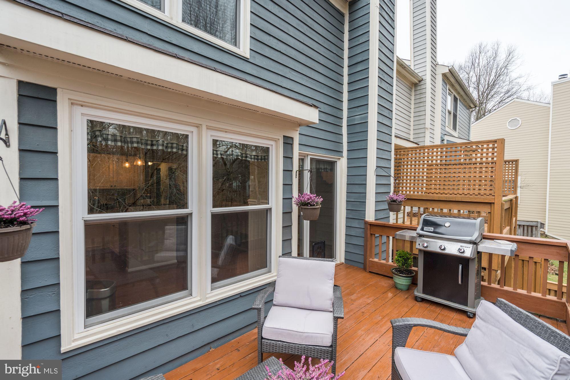 1614 Oak Spring Way Reston, VA 20190 - Photo 72 of 85 Deck