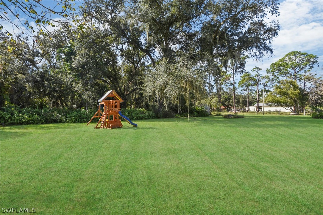17220 North River Road Alva, FL 33920 - Photo 12 of 14 Gallery Image 12