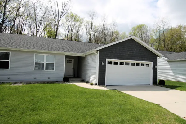 $315,000 | 7241 Glendora Lane, Kalamazoo, MI 49009