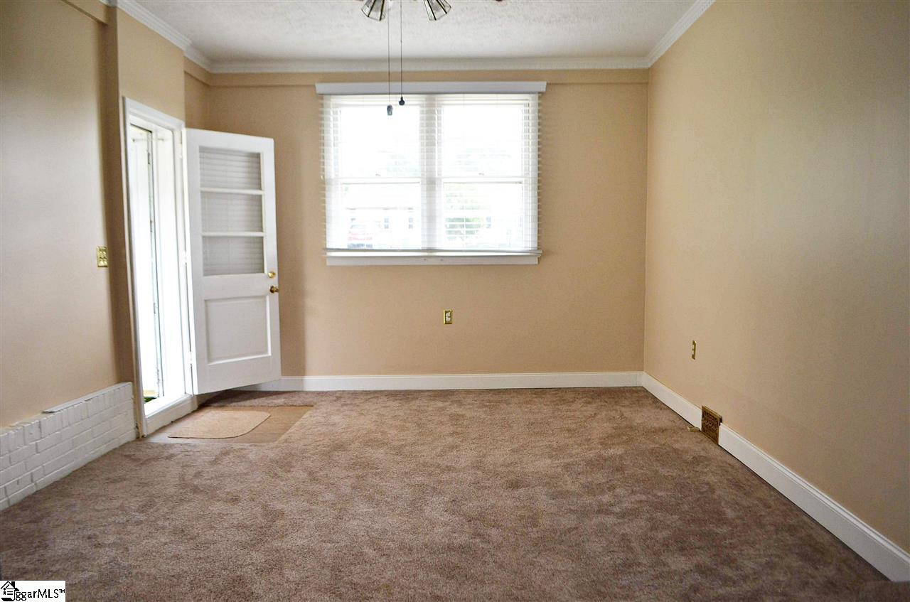 108 Farmington Road Greenville, SC 29605 - Photo 21 of 33