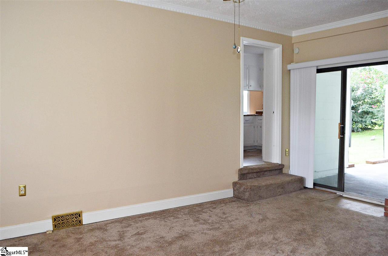 108 Farmington Road Greenville, SC 29605 - Photo 23 of 33