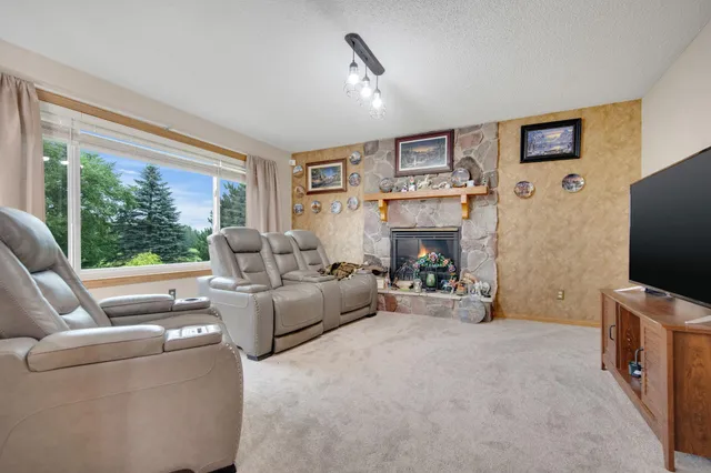 $725,000 | 35210 Lily Street Northwest, Cambridge, MN 55008