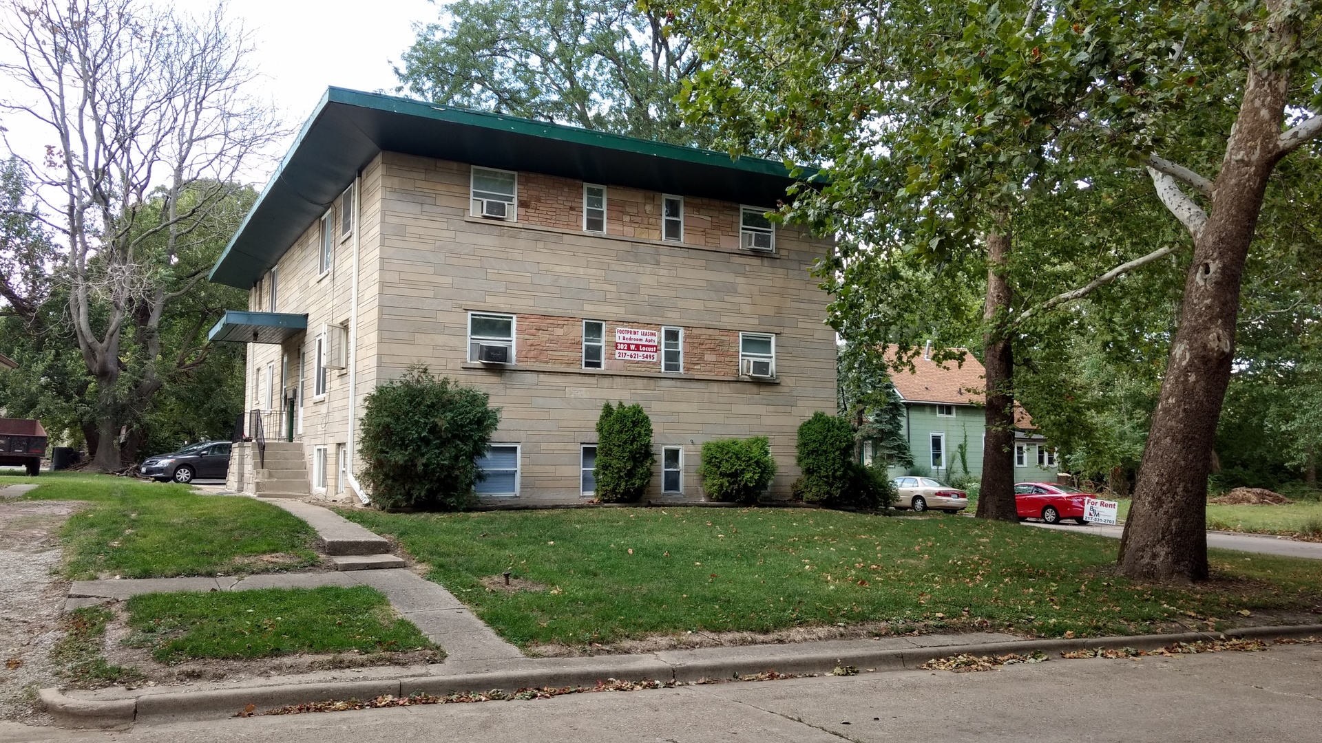302 West Locust Street Urbana, IL 61801 - Photo 1 of 10