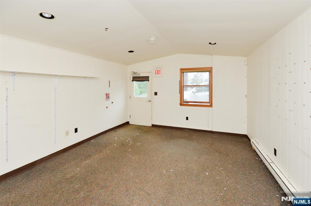 105 Ricker Drive Ringwood, NJ 07456 - Photo 32 of 33
